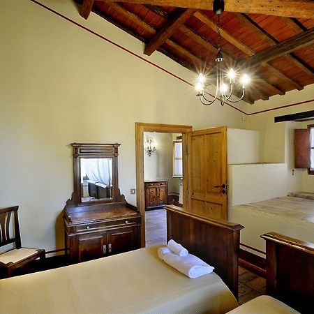 Albergo Diffuso Borgo Montemaggiore Montemaggiore al Metauro Exteriör bild